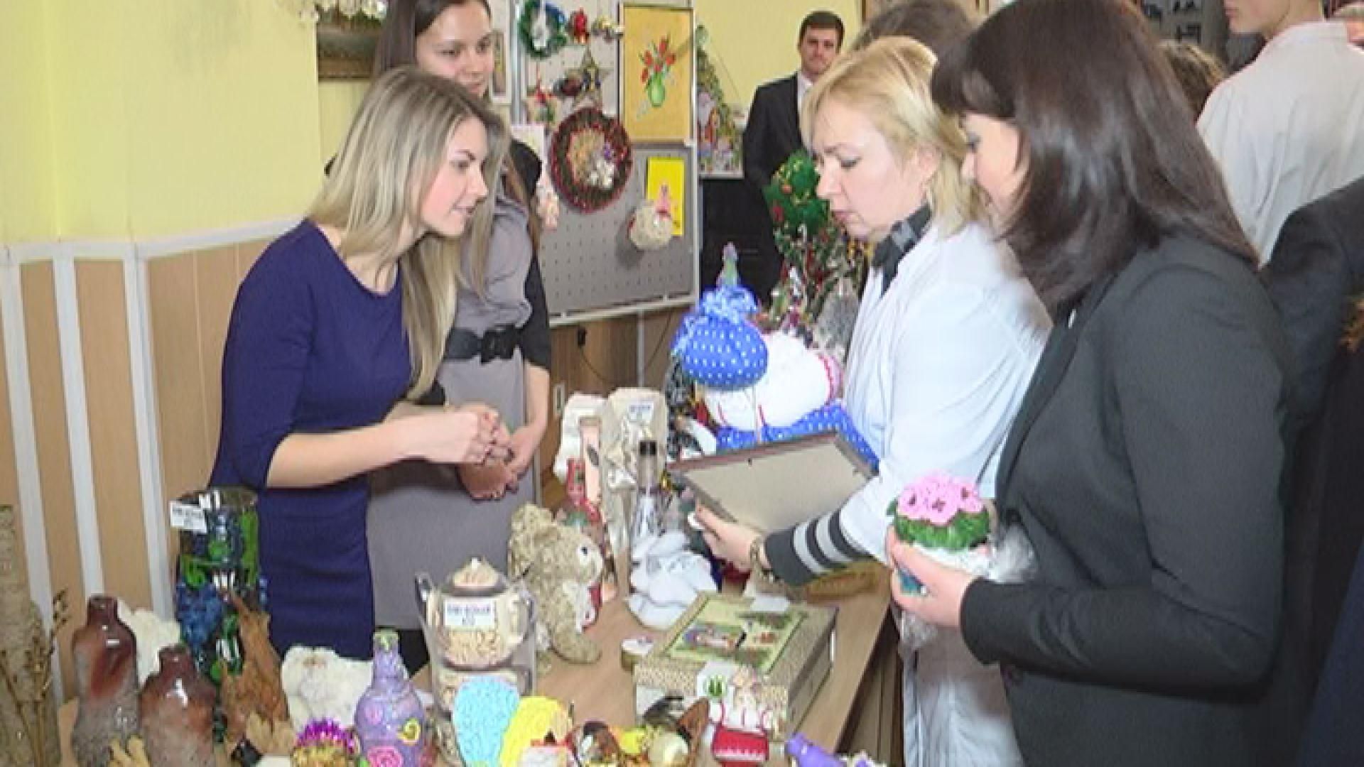 У Харкові щедрий вечір відзначили благодійним ярмарком У Харкові щедрий вечір відзначили благодійним ярмарком