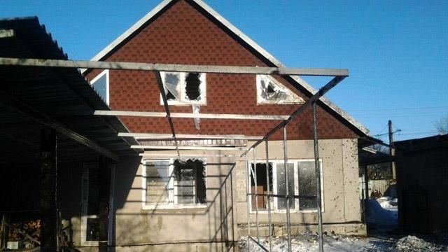 Вооруженные люди отбирают квартиры у жителей Донецка Вооруженные люди отбирают квартиры у жителей Донецка