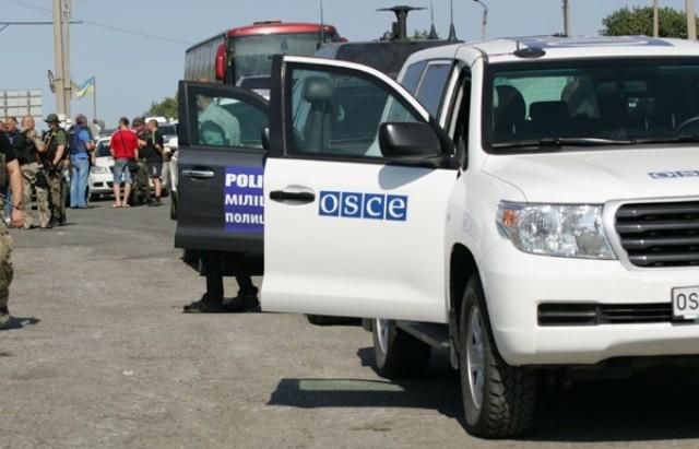 Наблюдатели ОБСЕ не доехали до аэропорта Донецка