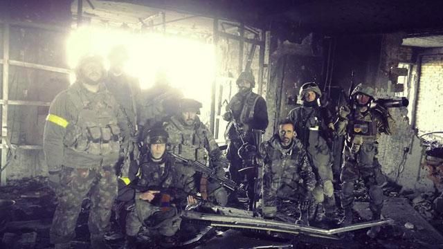 У штабі АТО запевнили: “кіборги” тримають аеропорт У штабі АТО запевнили: “кіборги” тримають аеропорт