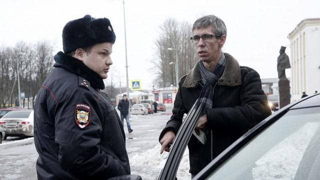 Скандаліст Панін доставлений у поліцію Скандаліст Панін доставлений у поліцію