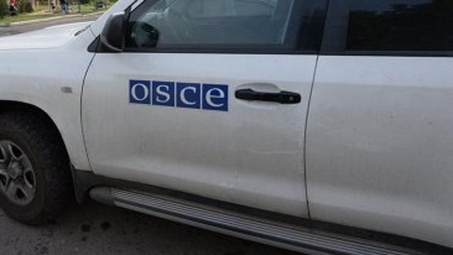 Миссию ОБСЕ все-таки обстреляли