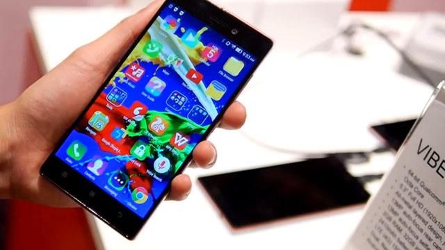 Інновації. Найдоступніша Nokia з інтернетом. Новітній робот, який вміє літати Інновації. Найдоступніша Nokia з інтернетом. Новітній робот, який вміє літати