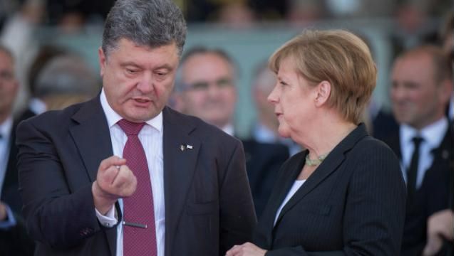 Порошенко и Меркель обсудили проведение заседания контактной группы