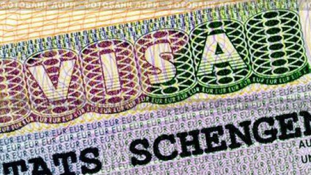 У МЗС пояснили, за що українцям можуть анулювати шенгенські візи У МЗС пояснили, за що українцям можуть анулювати шенгенські візи