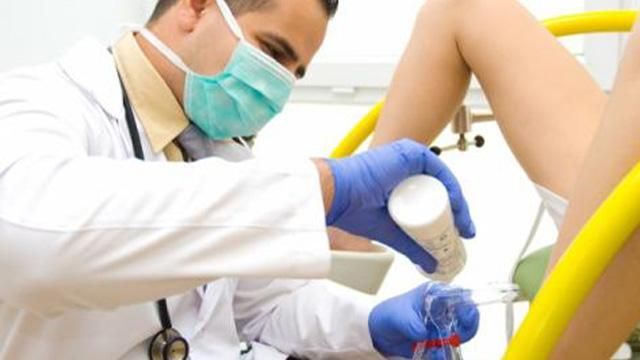 У Флориді поліція затримала підлітка, який цілий місяць прикидався гінекологом У Флориді поліція затримала підлітка, який цілий місяць прикидався гінекологом