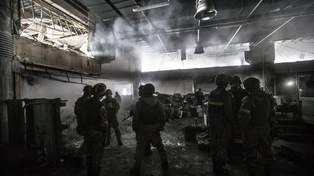 Украинские войска зашли в Донецк Украинские войска зашли в Донецк