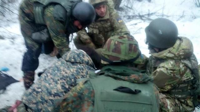 Поранених "кіборгів" везуть в Одесу: їм потрібна кров Поранених "кіборгів" везуть в Одесу: їм потрібна кров