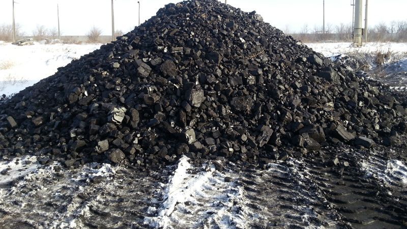 На Донеччині прикордонники затримали вантажівки з 60 тоннами вугілля