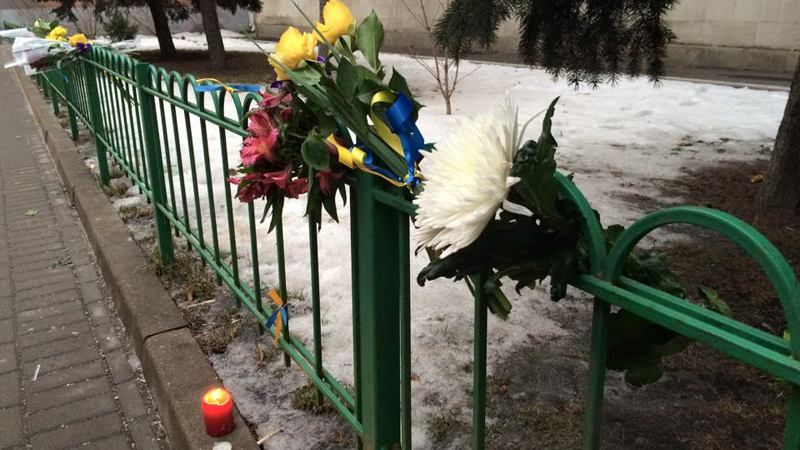 У Москві кілька десятків людей прийшли до українського посольства