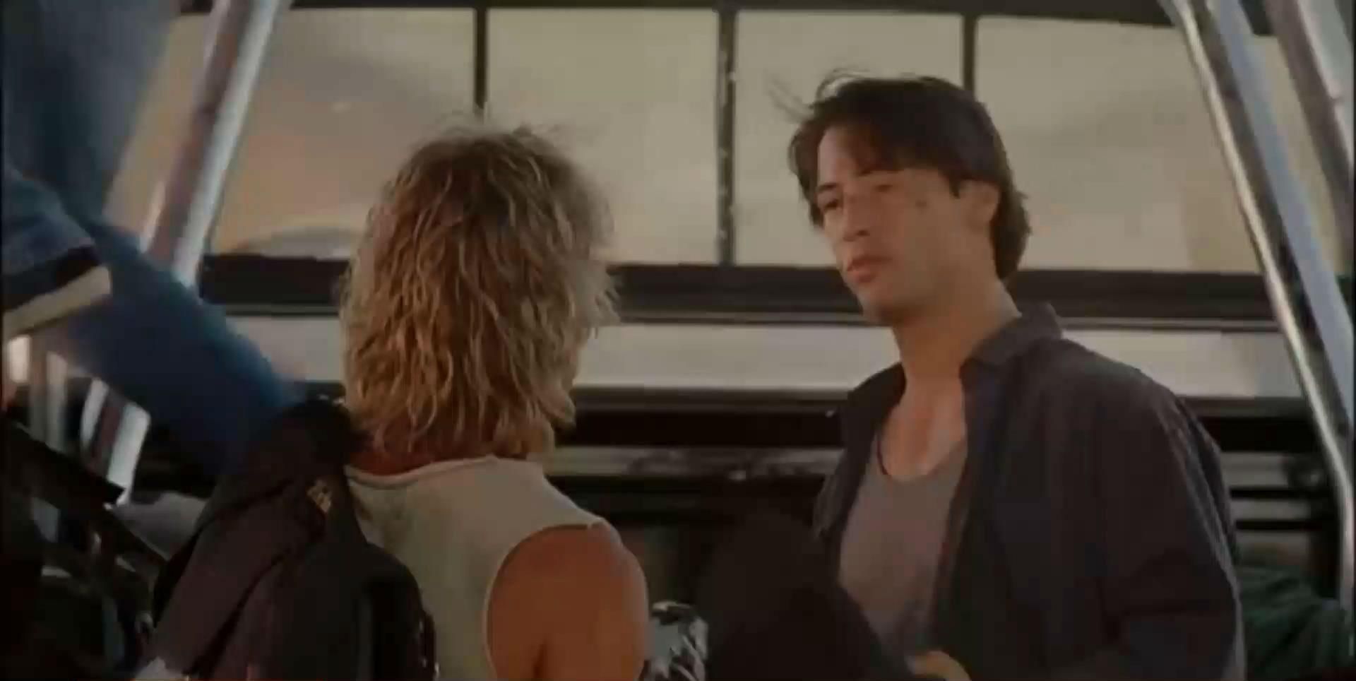 Фильм дня. "На гребне волны" - экшн от Кэтрин Бигелоу Фильм дня. "На гребне волны" - экшн от Кэтрин Бигелоу