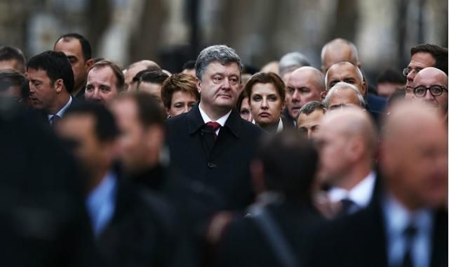 Україна готова негайно скликати засідання тристоронньої контактної групи, — Порошенко