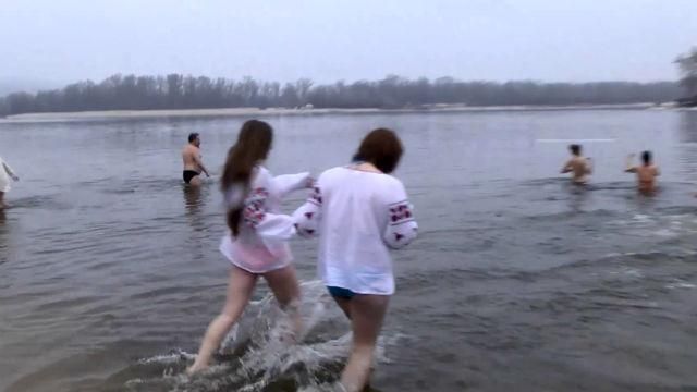 Как в Киеве отпраздновали Крещение Как в Киеве отпраздновали Крещение