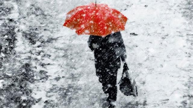 Сьогодні в Україну прийдуть сніг та дощ Сьогодні в Україну прийдуть сніг та дощ