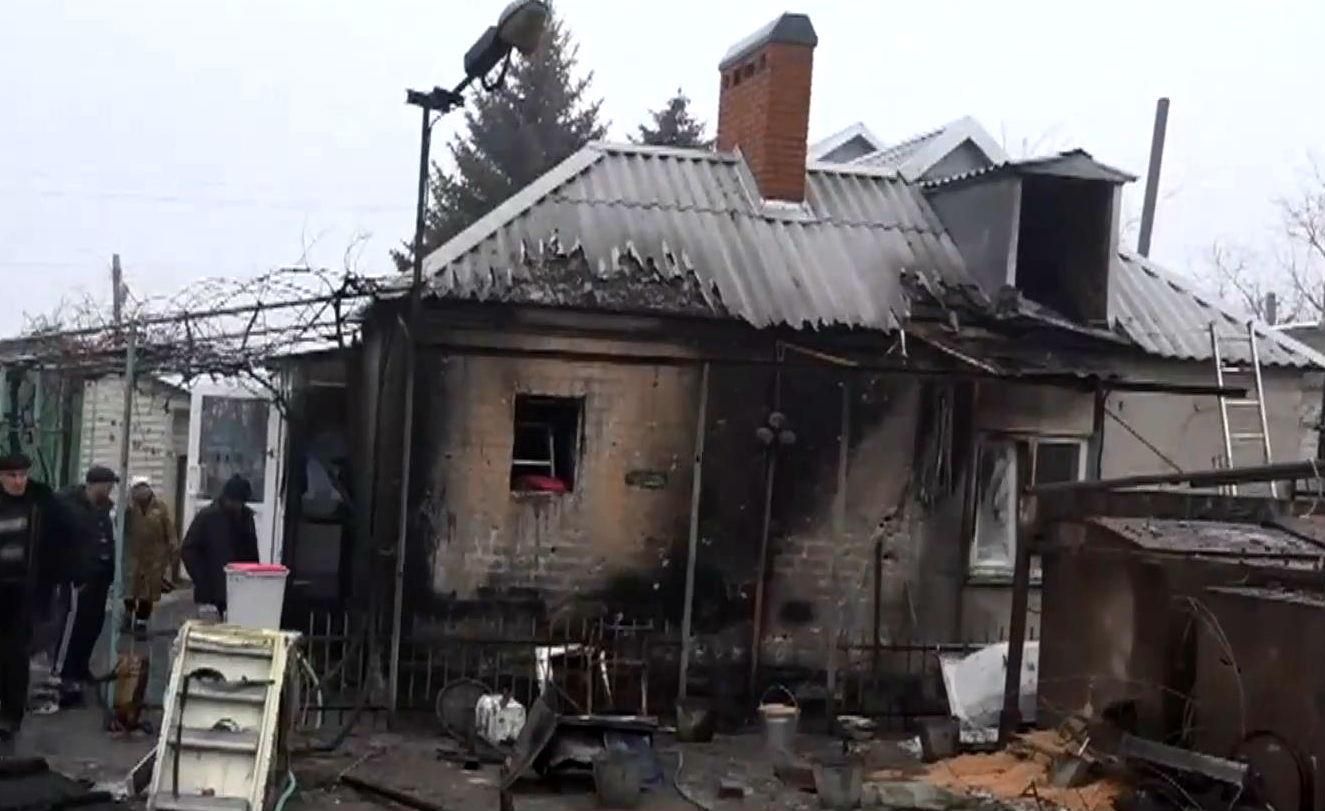 Вблизи Мариуполя боевики дальше ведут обстрелы Вблизи Мариуполя боевики дальше ведут обстрелы