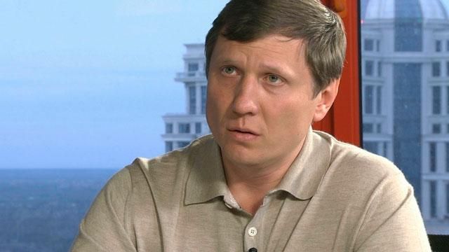 Бойовики обстріляли Стаханов, є загиблі, — депутат Бойовики обстріляли Стаханов, є загиблі, — депутат