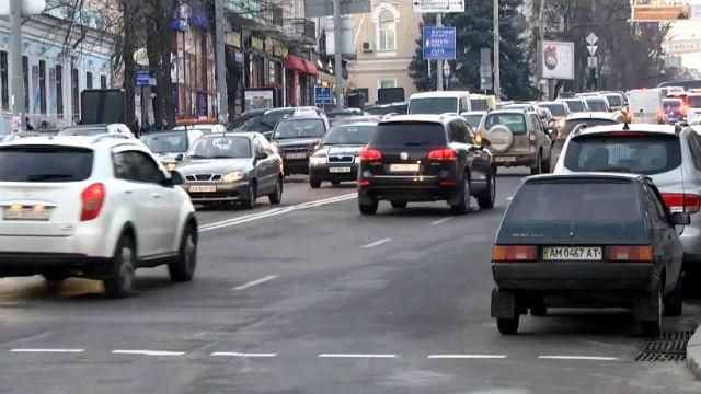 Из-за низкого уровня парковочного сервиса Киев теряет 200 млн гривен