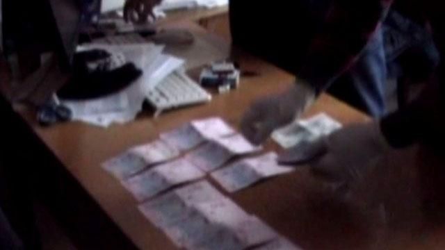 Хабарники у військкоматах "відмазують" від мобілізації Хабарники у військкоматах "відмазують" від мобілізації