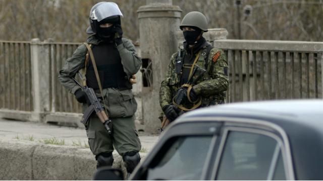 На Станицу Луганскую двинулась колонна военных грузовиков, — СМИ На Станицу Луганскую двинулась колонна военных грузовиков, — СМИ