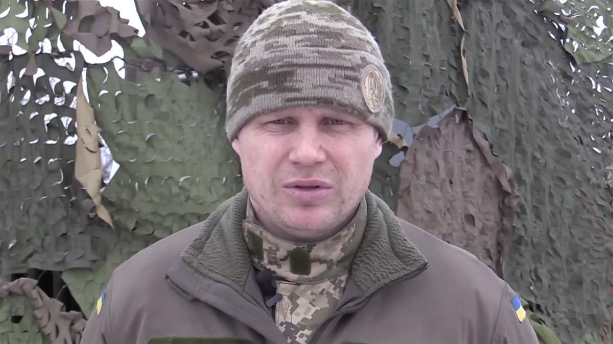 У прес-центрі АТО мовчать про відступ з донецького аеропорту У прес-центрі АТО мовчать про відступ з донецького аеропорту