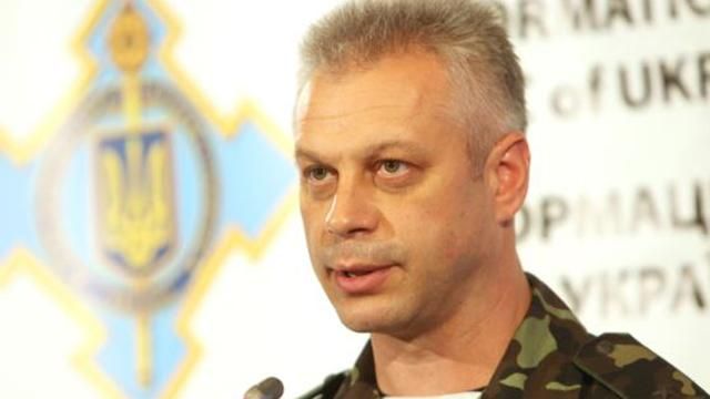 К украинской границе следует еще одна колонна российской военной техники, — СНБО