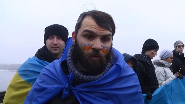 У Києві об’єднали два береги Дніпра У Києві об’єднали два береги Дніпра