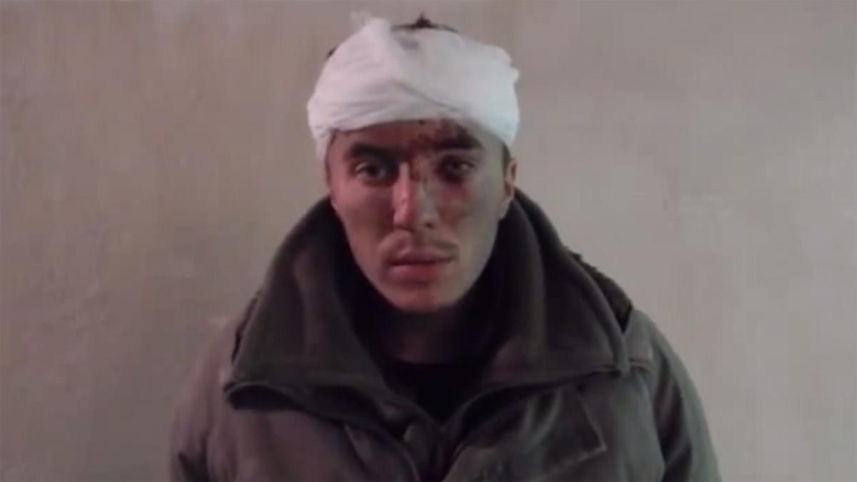 Появилось новое видео допроса "киборгов" террористами