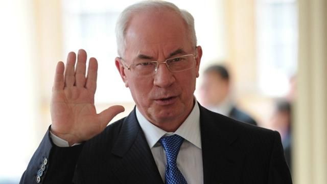 Азаров "засвітився" у московській клініці Азаров "засвітився" у московській клініці