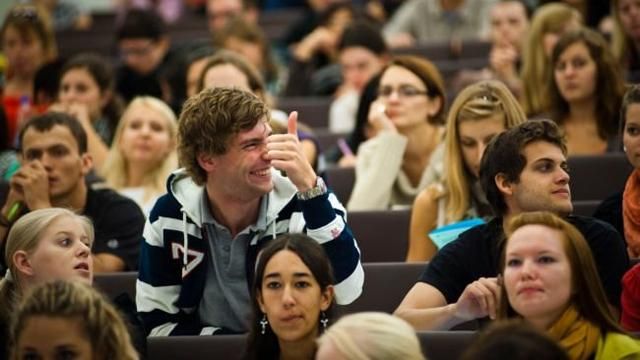 Минобразования России боится пропаганды на лекциях иностранцев Минобразования России боится пропаганды на лекциях иностранцев