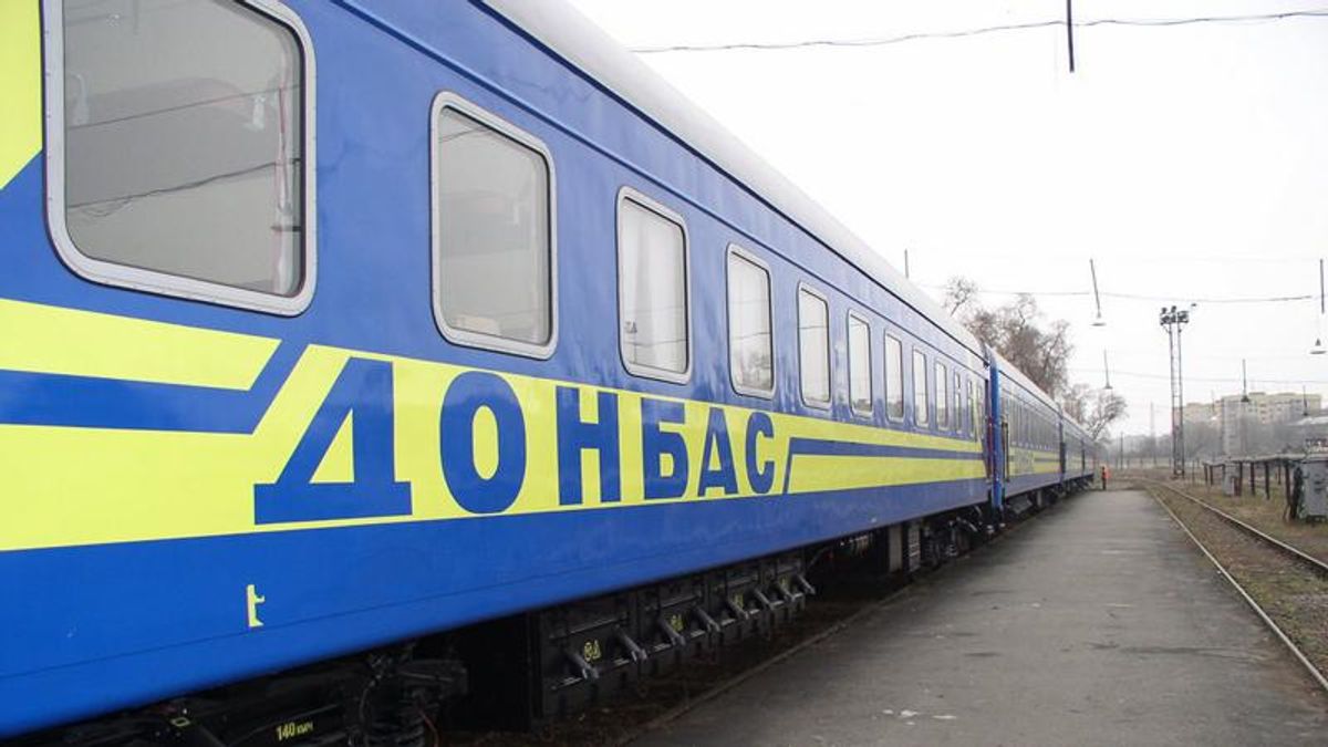 Основна маса біженців вже вийшла із зони бойових дій, — голова Донецької ОДА Основна маса біженців вже вийшла із зони бойових дій, — голова Донецької ОДА