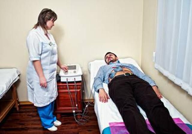 Ростислав Мельник: "Волонтером сьогодні мусить стати кожен" Ростислав Мельник: "Волонтером сьогодні мусить стати кожен"