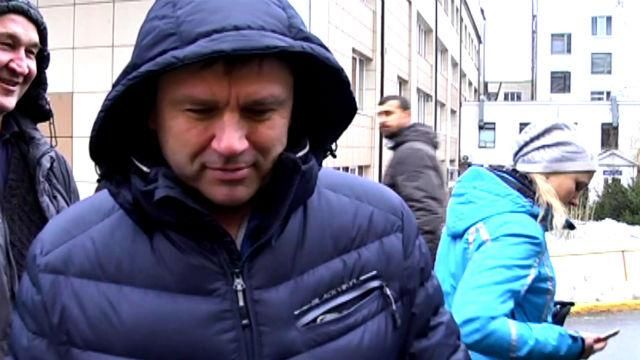 Люди создали километровую очередь, чтобы сдать кровь для "киборгов" Люди создали километровую очередь, чтобы сдать кровь для "киборгов"