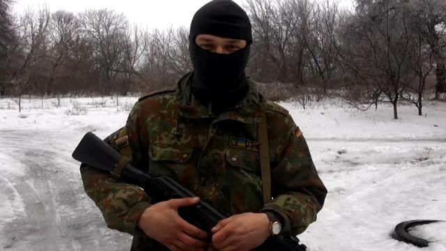 Боец объяснил, почему наши войска отошли с 31 блокпоста Боец объяснил, почему наши войска отошли с 31 блокпоста