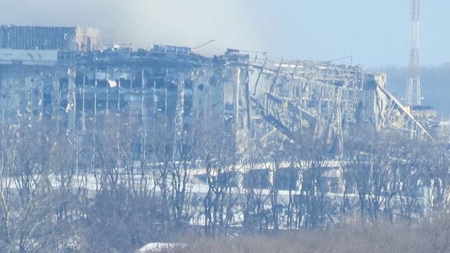 З донецького аеропорту евакуювали всіх бійців 93-ї бригади З донецького аеропорту евакуювали всіх бійців 93-ї бригади