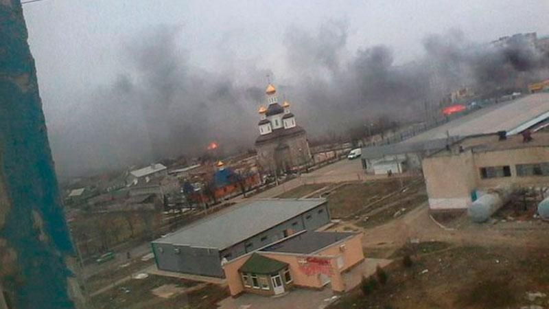 Появились фото и видео ужасных разрушений Мариуполя Появились фото и видео ужасных разрушений Мариуполя