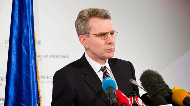 Пророссийские боевики нарушили минские договоренности, — посол США