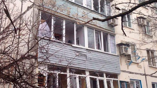 По Мариуполю снова бьют "Градами", — источник По Мариуполю снова бьют "Градами", — источник