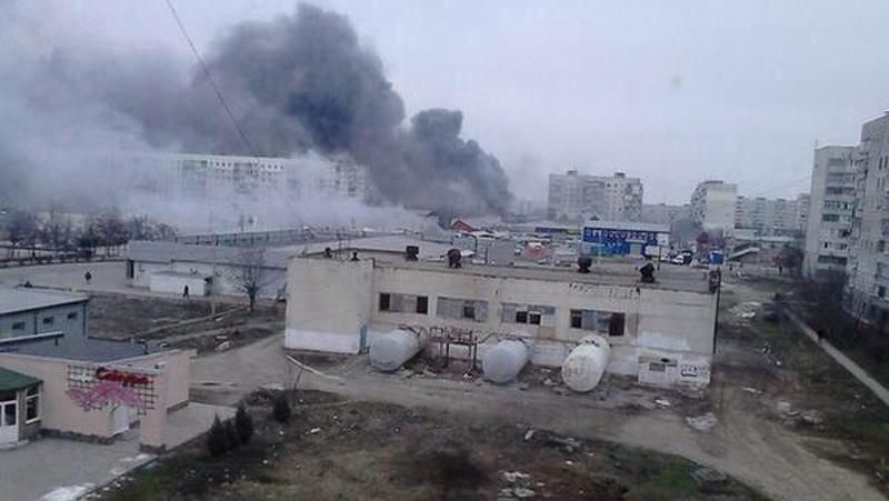 Враг возобновил обстрелы Мариуполя, — "Азов" Враг возобновил обстрелы Мариуполя, — "Азов"
