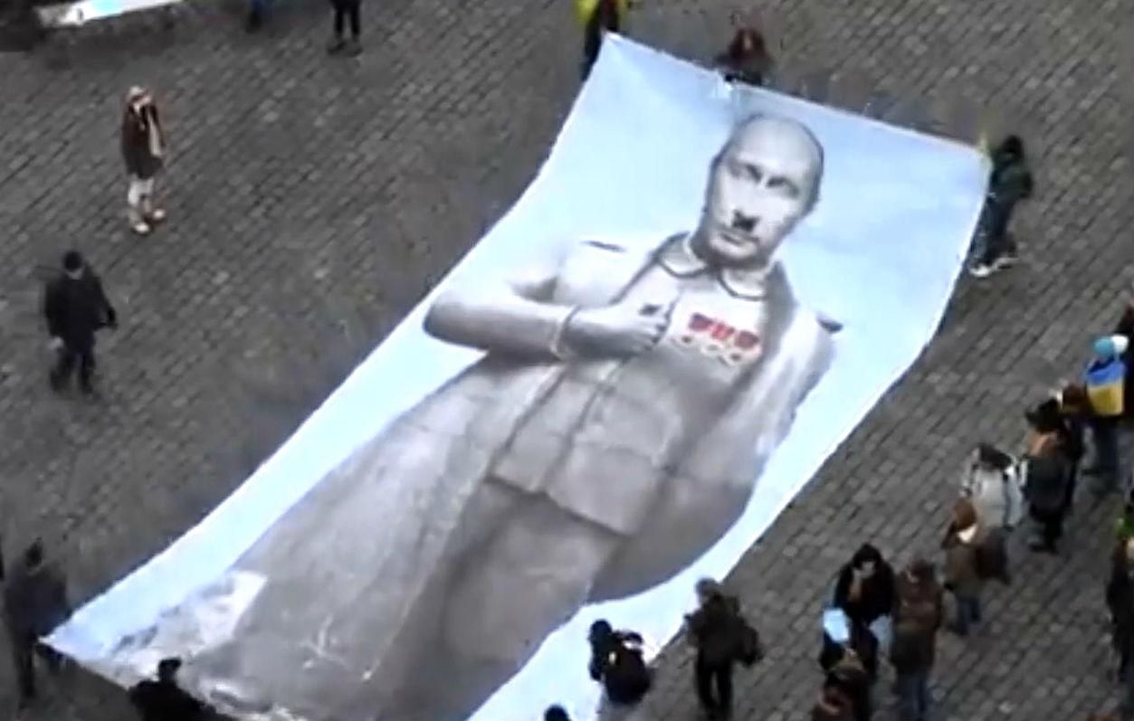 В Праге устроили флешмоб против агрессии Кремля В Праге устроили флешмоб против агрессии Кремля