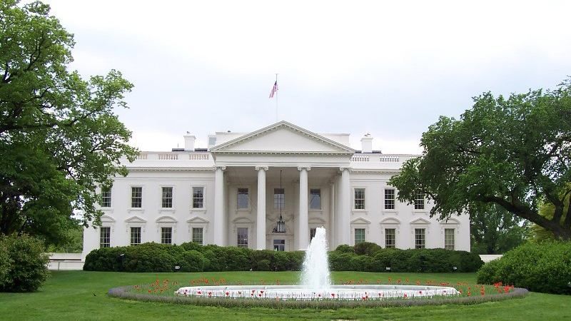 Байден и Порошенко согласились с необходимостью новых санкций, — Белый дом Байден и Порошенко согласились с необходимостью новых санкций, — Белый дом