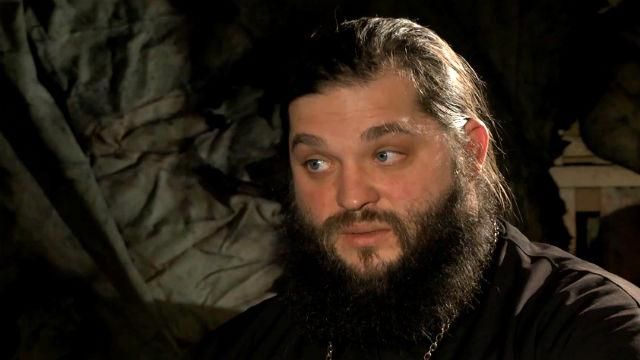 Священик може допомагати військовим тільки у справі спасіння душі, — отець УПЦ МП Священик може допомагати військовим тільки у справі спасіння душі, — отець УПЦ МП