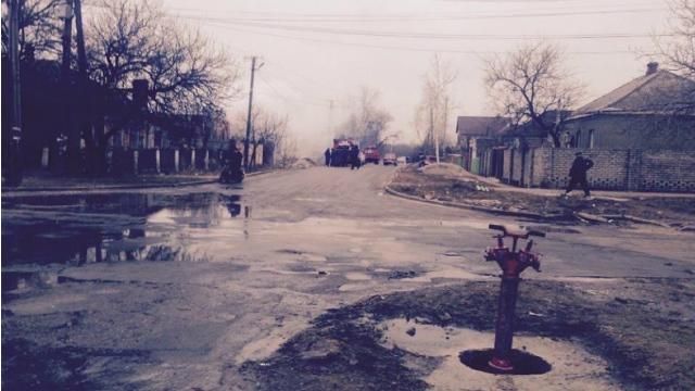 Порошенко поручил оказать помощь пострадавшим мариупольцам Порошенко поручил оказать помощь пострадавшим мариупольцам