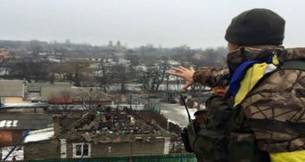 Неделя в фото. Донецк и Мариуполь под огнем, в Украине траур