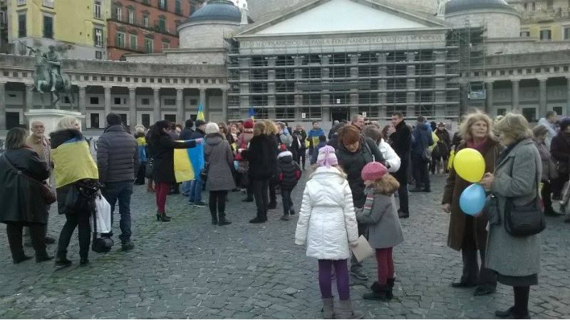 Українці в Італії вимагали звільнити Савченко Українці в Італії вимагали звільнити Савченко