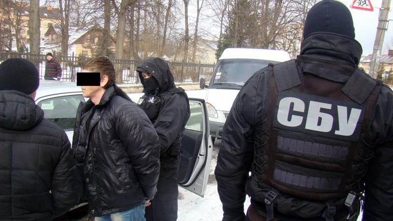 СБУ поблагодарило украинцев за помощь в создании баз данных террористов СБУ поблагодарило украинцев за помощь в создании баз данных террористов