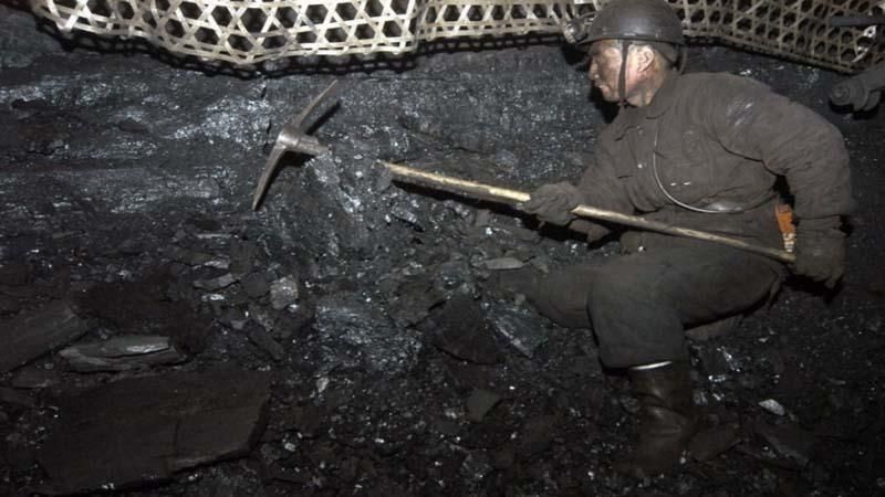 Минэнерго прогнозирует значительное уменьшение добычи угля и готовит шахты к приватизации
