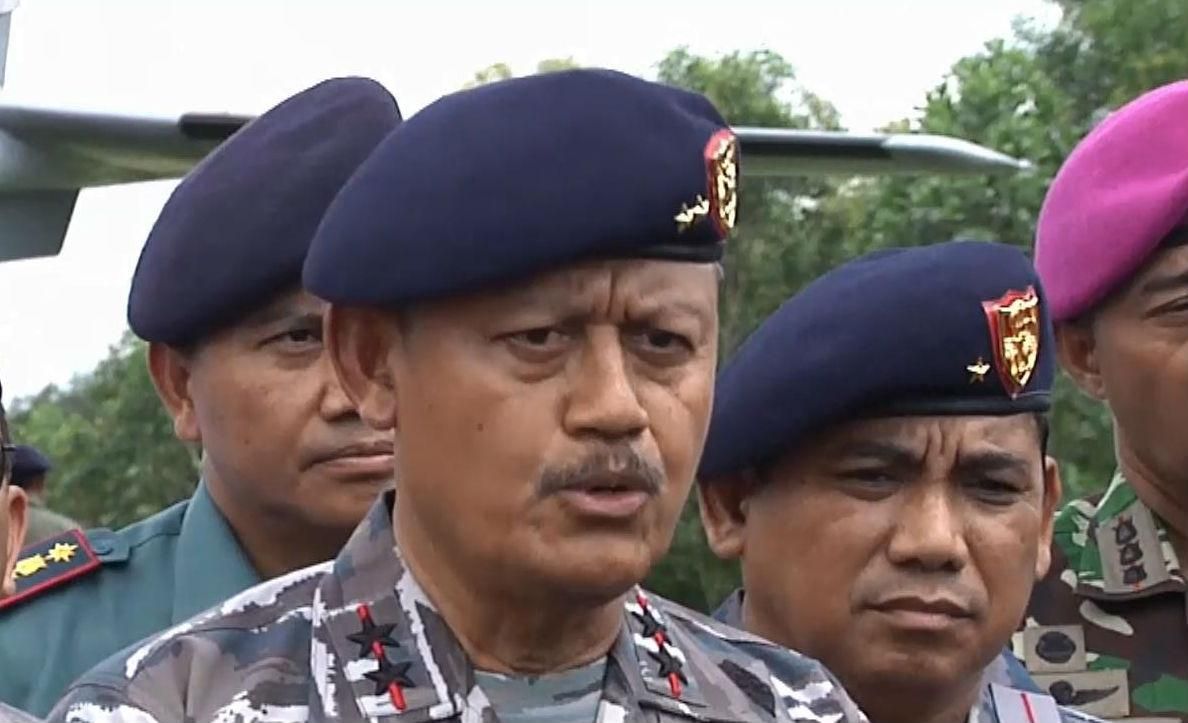 Индонезийские военные прекратили поиски самолета AirAsia