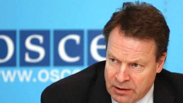 Президент ОБСЄ закликав Росію закрити кордон з Україною, щоб зупинити потік зброї Президент ОБСЄ закликав Росію закрити кордон з Україною, щоб зупинити потік зброї