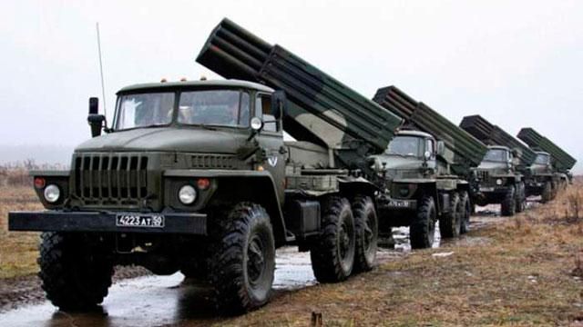 Террористы накрыли "Градом" вокзал в Дебальцеве Террористы накрыли "Градом" вокзал в Дебальцеве