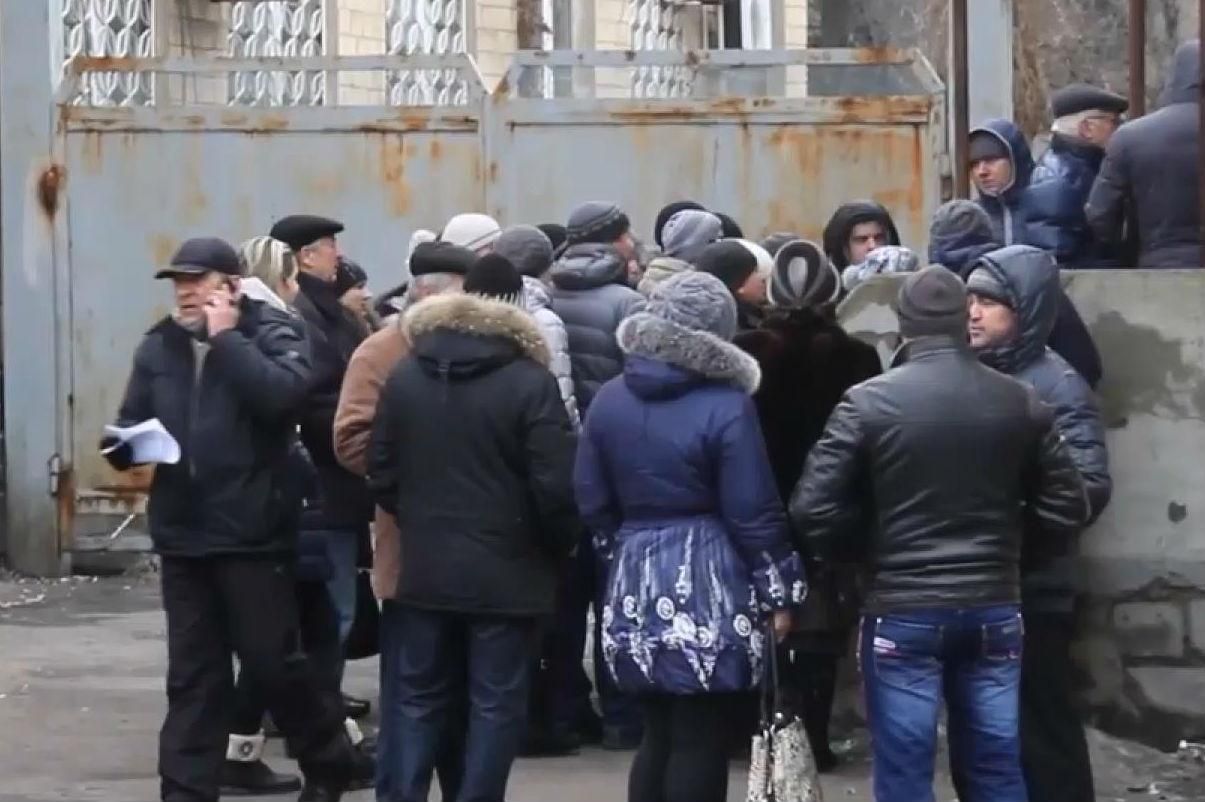 В зону АТО выдают пропуск на 10 суток В зону АТО выдают пропуск на 10 суток